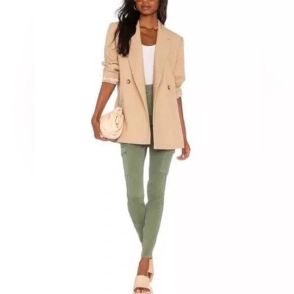 SPANX Pants - Ankle Cargo Pant in Soft Sage SPANX in Medium Sz